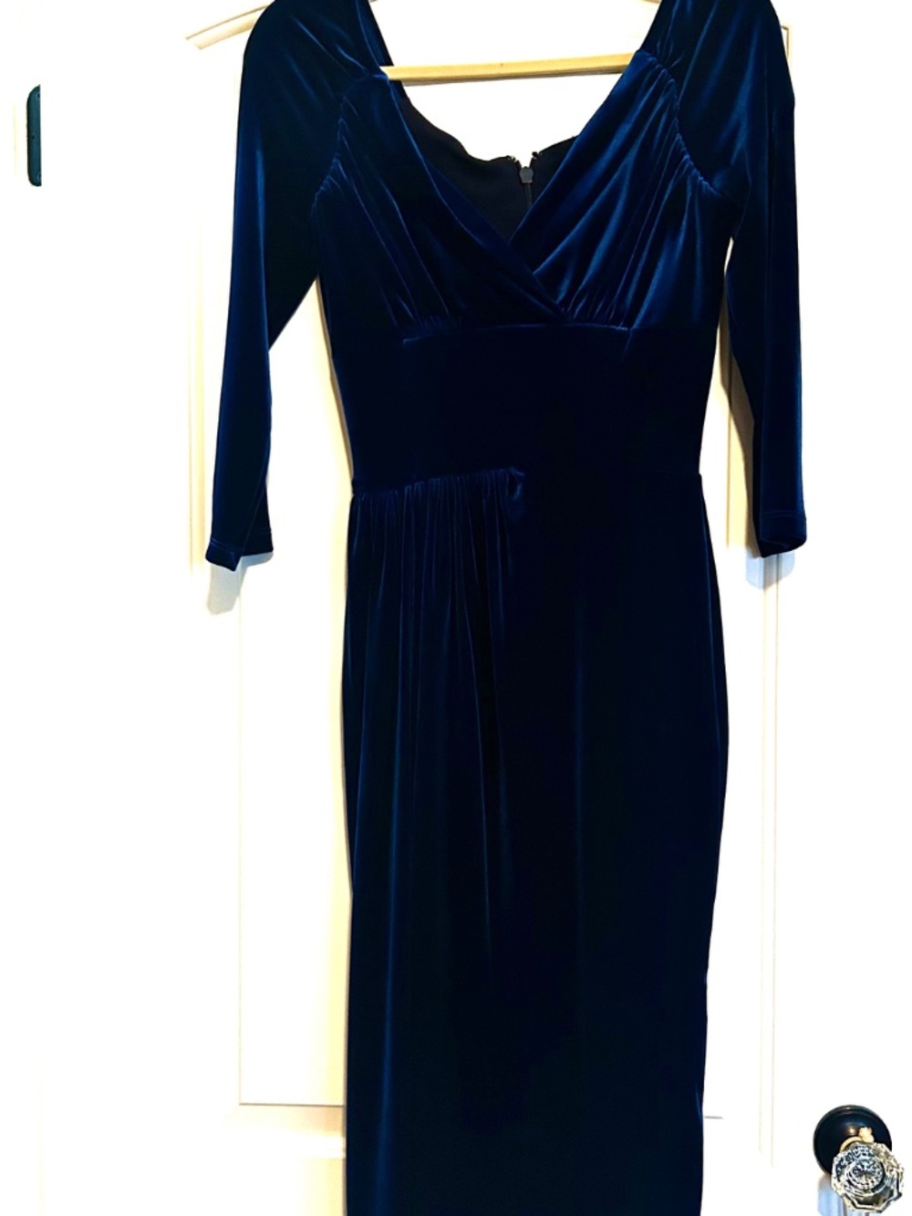 Vixen by Micheline Pitt Starlet Wiggle Dress in Blue Velvet - Picture 4 of 7